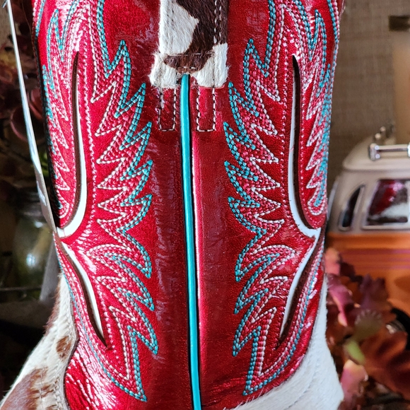 ARIAT Futurity Colt Western Cowboy Boots - Square Toe 7.5B Animal Print Cow Hide - Picture 11 of 14